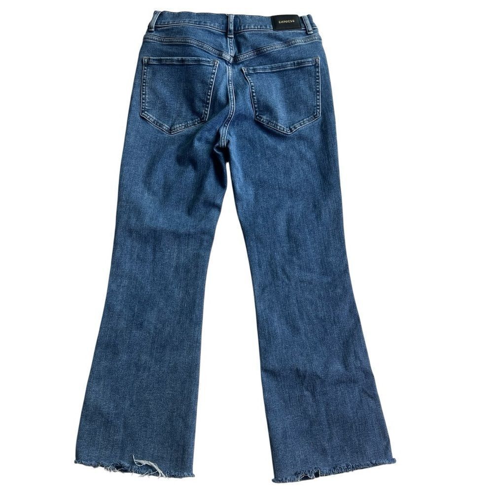 Express Women's Cropped Flare High Rise Raw Hem Blue Jeans sz 4